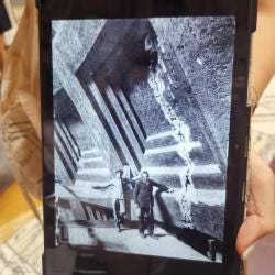 Foto {1} di {2}