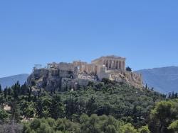 Foto {1} di {2}