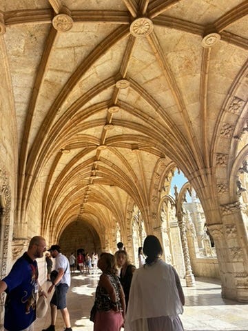 Foto 1 di 4
