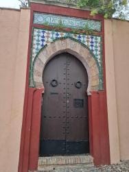 Foto {1} di {2}