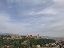 Foto {1} di {2}