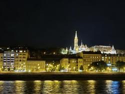 Foto {1} di {2}