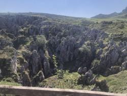 Foto {1} di {2}