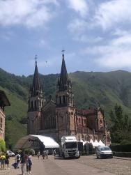 Foto {1} di {2}