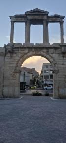 Foto {1} di {2}