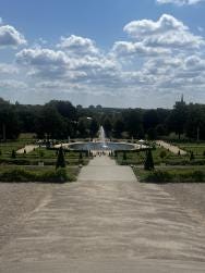 Foto {1} di {2}