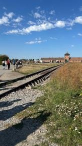 Foto {1} di {2}