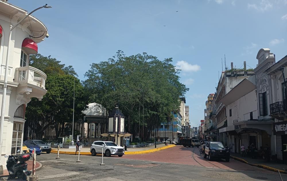 Foto 1 de 2