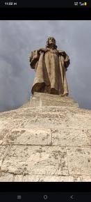Foto {1} di {2}