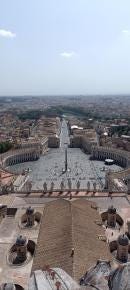 Foto {1} di {2}