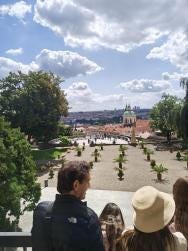 Foto {1} di {2}