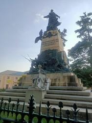 Foto 1 de 3