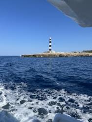 Foto {1} di {2}