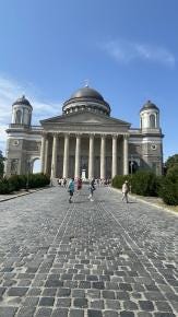 Foto {1} di {2}