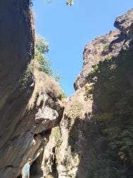 Foto {1} di {2}