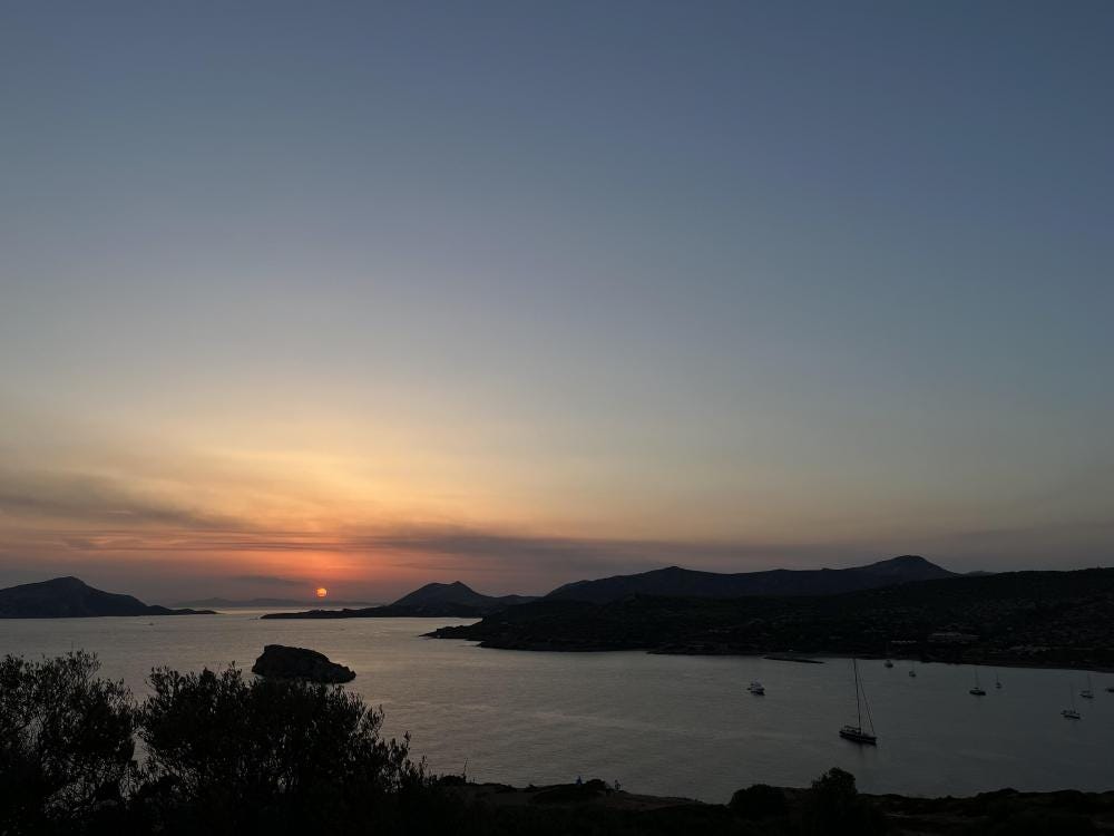 Foto 1 di 2