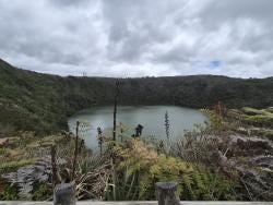 Foto 1 de 3
