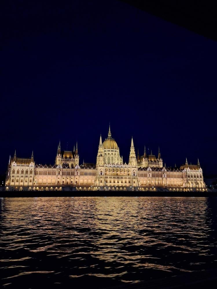 Foto 1 di 3