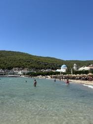 Foto {1} di {2}