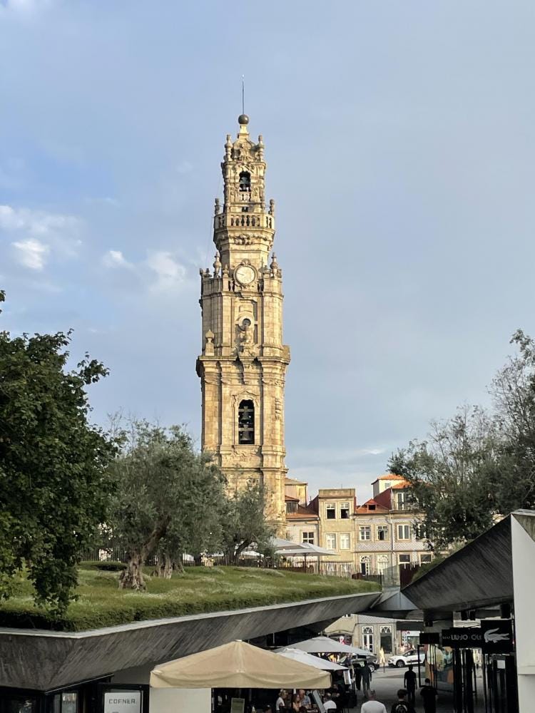 Foto 1 di 2