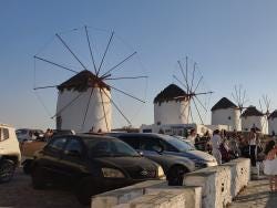 Foto {1} di {2}
