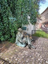 Foto {1} di {2}