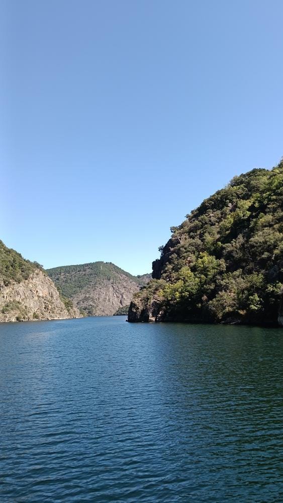 Foto 1 de 3