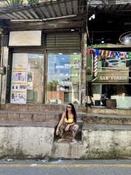 Foto {1} di {2}