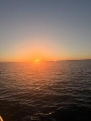 Image {1} of {2}