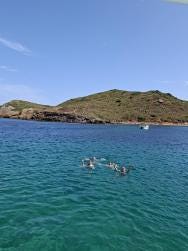 Foto {1} di {2}