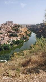 Foto {1} di {2}