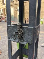 Foto {1} di {2}