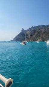Foto {1} di {2}