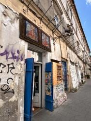 Foto {1} di {2}
