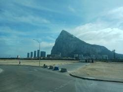 Foto 1 de 3