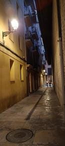 Foto {1} di {2}