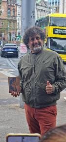 Foto {1} di {2}