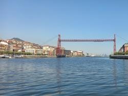Foto {1} di {2}