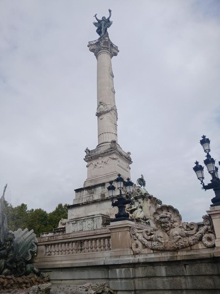 Foto 1 de 3