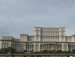 Foto {1} di {2}