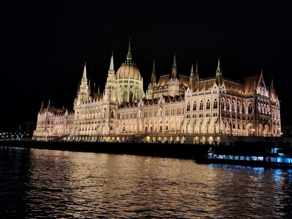 Foto 1 di 4