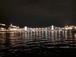 Foto {1} di {2}
