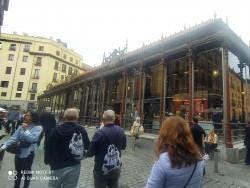 Foto {1} di {2}