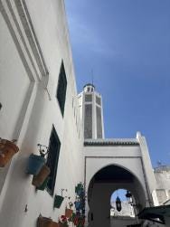 Foto {1} di {2}