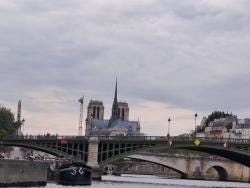 Image {1} of {2}