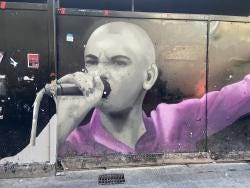 Foto {1} di {2}