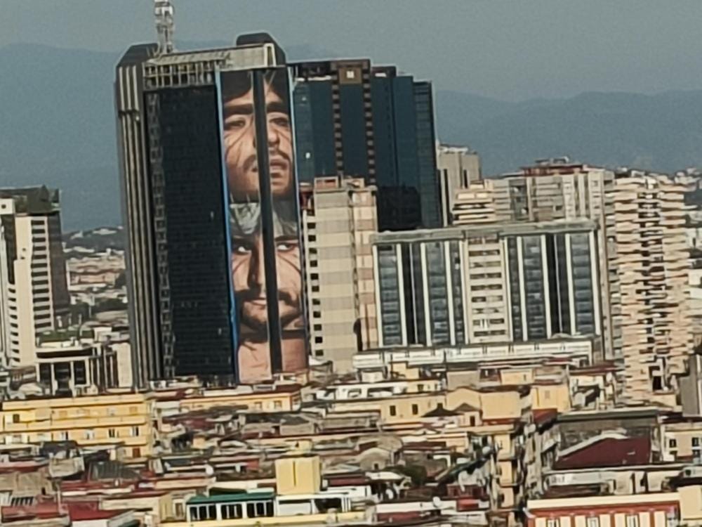 Foto 1 de 3