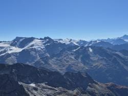 Foto {1} di {2}