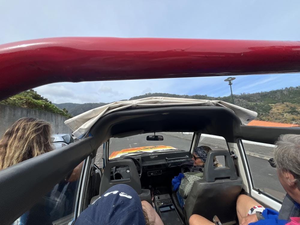 Foto 1 de 3