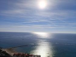 Foto {1} di {2}